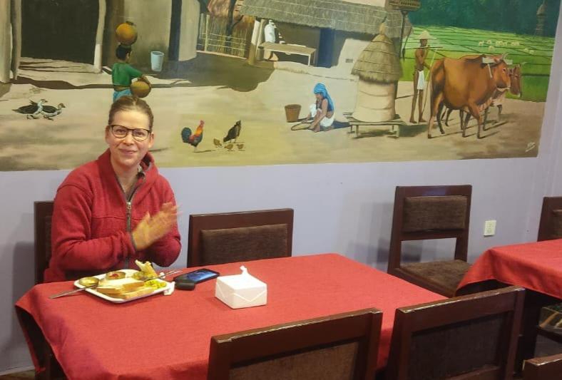 Hotel Namo Buddha Sauraha Ngoại thất bức ảnh